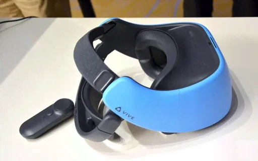 HTC VIVE FOCUS VR-0